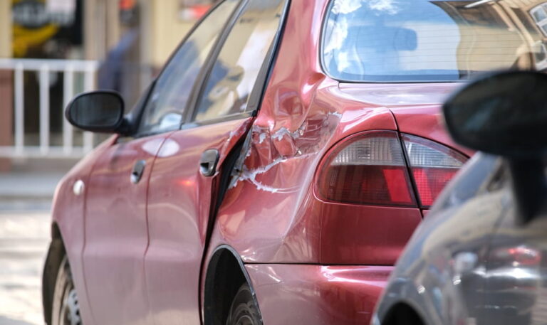What to Do If Someone Hits Your Parked Car and Leaves the Scene - O ...
